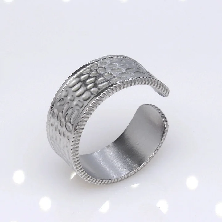 Offener Ring im Retro-Stil mit geometrischer Titanstahlbeschichtung 21