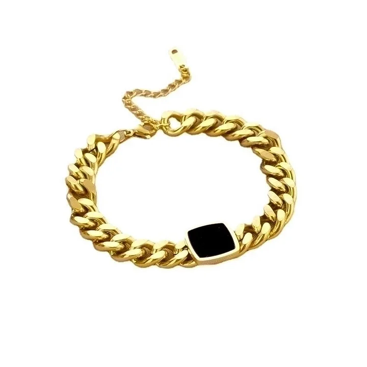 Quadratisches Armband mit Titanstahl-Beschichtung, 