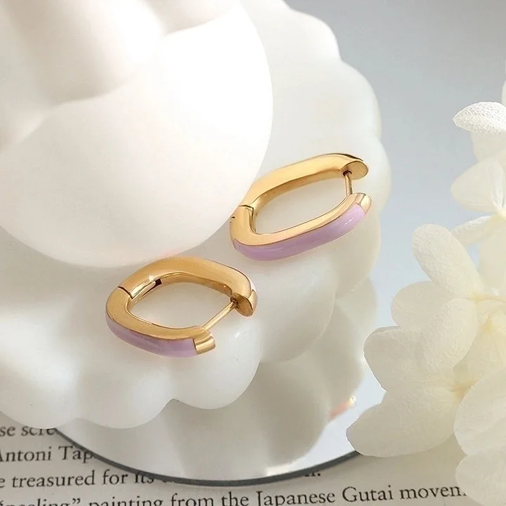 Runde Ohrringe aus Titanstahl mit Emaille, Gold-Rosa-Ohrringe